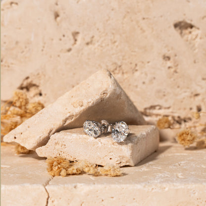 14KT Lab Diamont Oval Stud