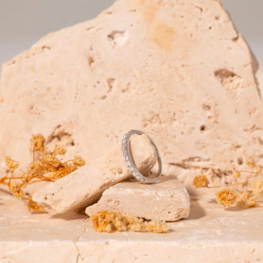 14KT Minimalist Ring with Diamond