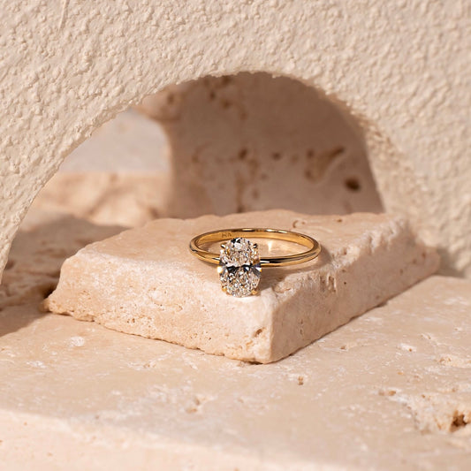 14KT Minimalist Ring with Diamond