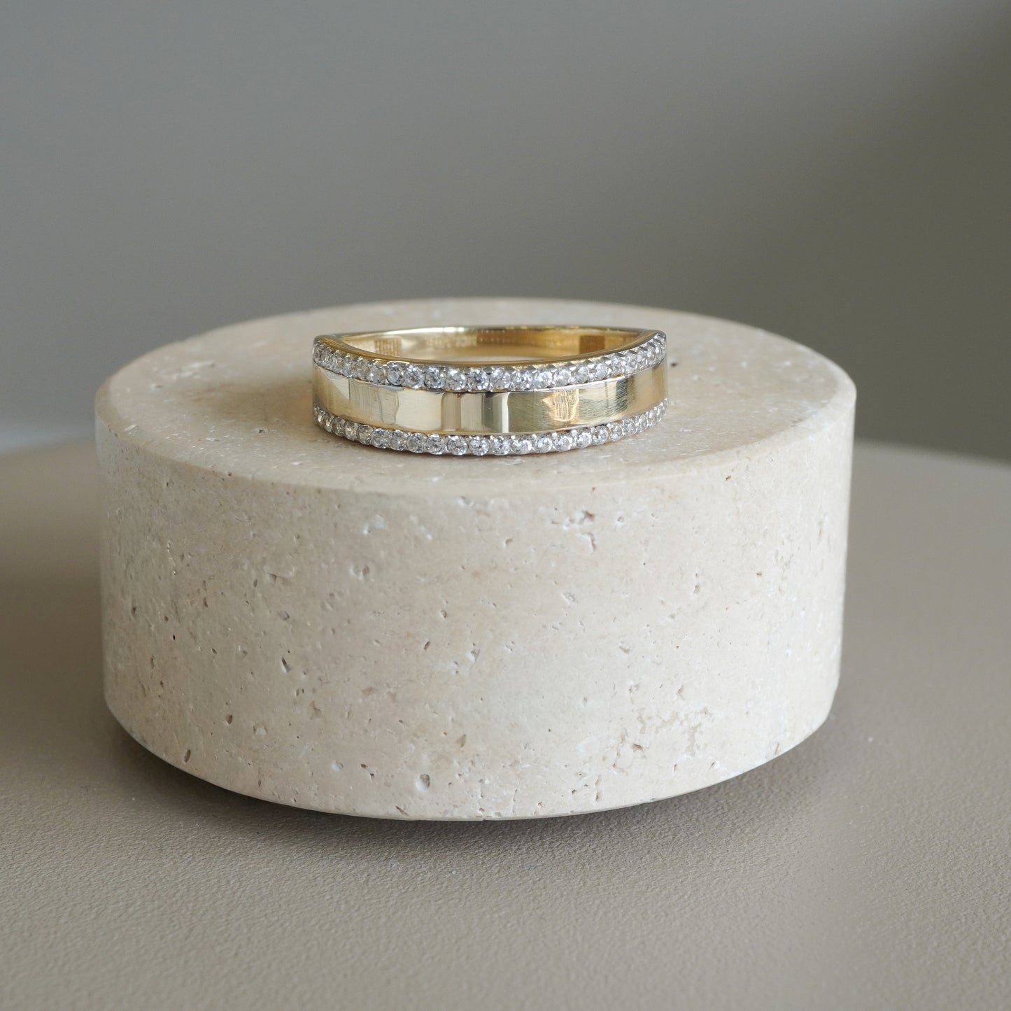 10k Yellow gold twin row zirconia ring-16118